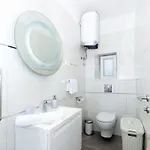 بيت ضيافة Peruzovic 1