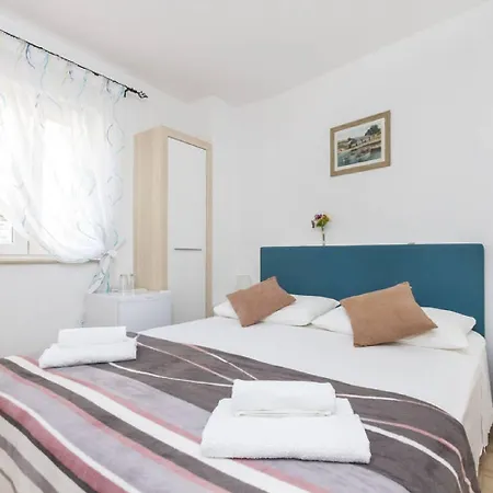 Casa de hóspedes Peruzovic 1 3*