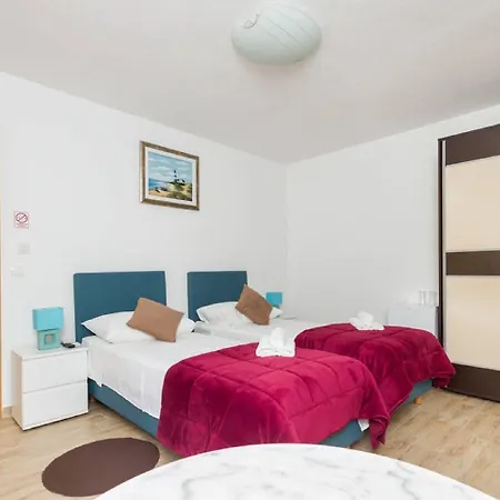 Peruzovic 1 Casa de hóspedes