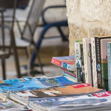 Peruzovic 1 3* Split