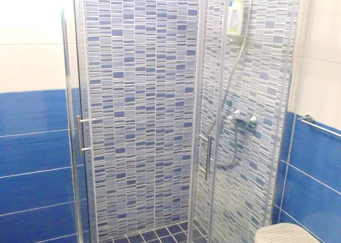 Peruzovic 1 Гостевой дом Сплит