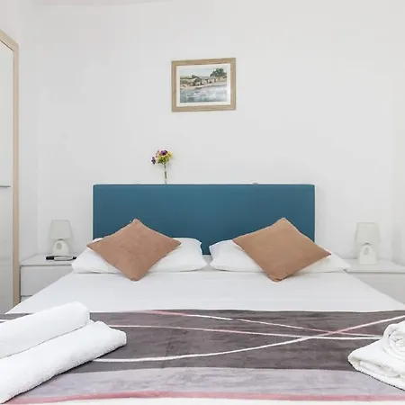 Peruzovic 1 Guest house 3*