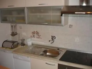 Peruzovic 1 Guest house Split