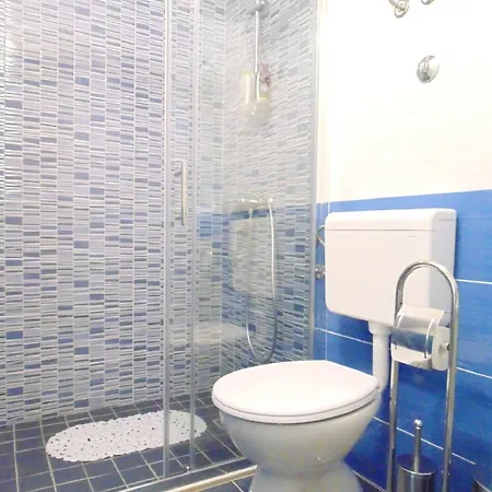 Guest house Peruzovic 1